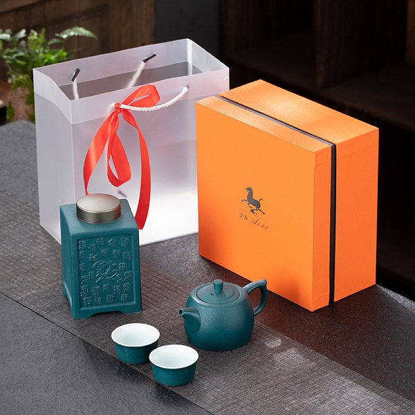 商務(wù)伴手禮企業(yè)活動(dòng)禮品套裝定制LOGO